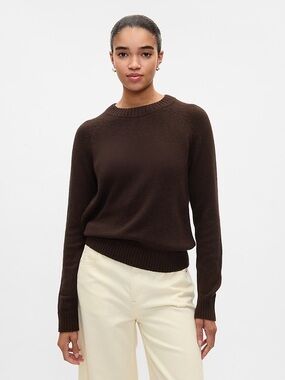 NWT GAP Women's Crewneck Cashsoft Sweater Dark Brown